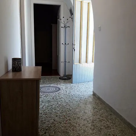 Effis Kamara Curved House Apartamento *